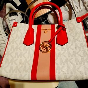 Micheal kors bag